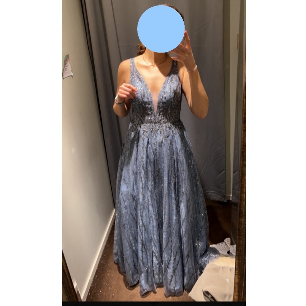 Prom Dress. NEVER BEFORE WORN. TAG STILL ON!!!